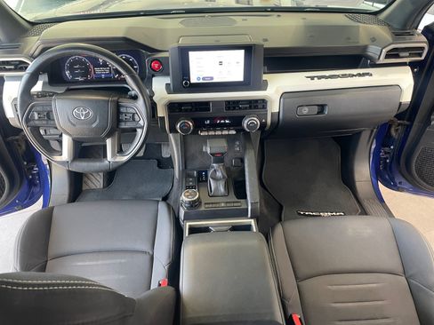 Used 2024 Toyota Tacoma TRD Off-Road AWD/4WD image 20