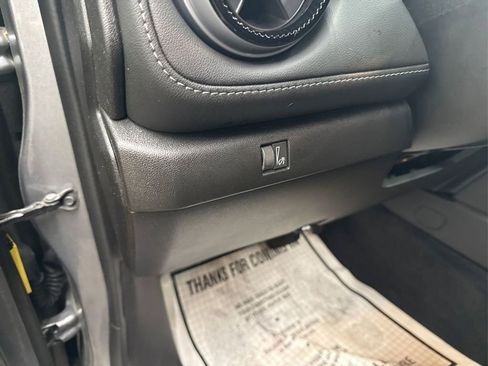 Used 2023 Chevrolet Colorado LT w/ LT Convenience Package image 37