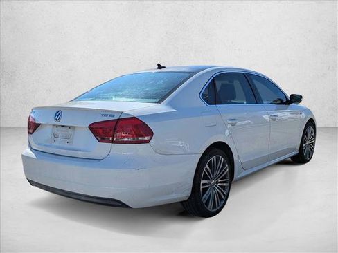 Used 2014 Volkswagen Passat 1.8T Sport image 5