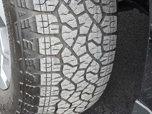 Used 2022 Chevrolet Silverado 1500 High Country image 13