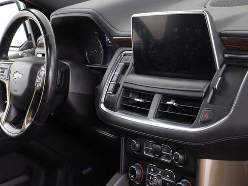 Certified 2021 Chevrolet Suburban High Country image 27