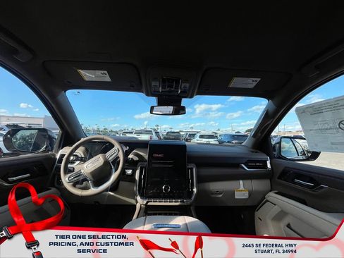 New 2026 GMC Yukon XL Denali image 16