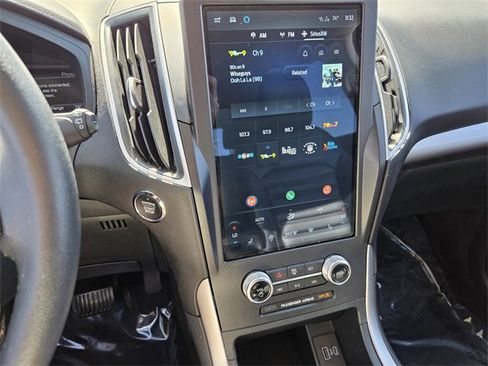 Used 2024 Ford Edge SEL w/ Convenience Package image 24