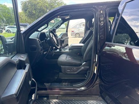 Used 2018 Ford F150 XLT w/ Equipment Group 302A Luxury AWD/4WD image 16