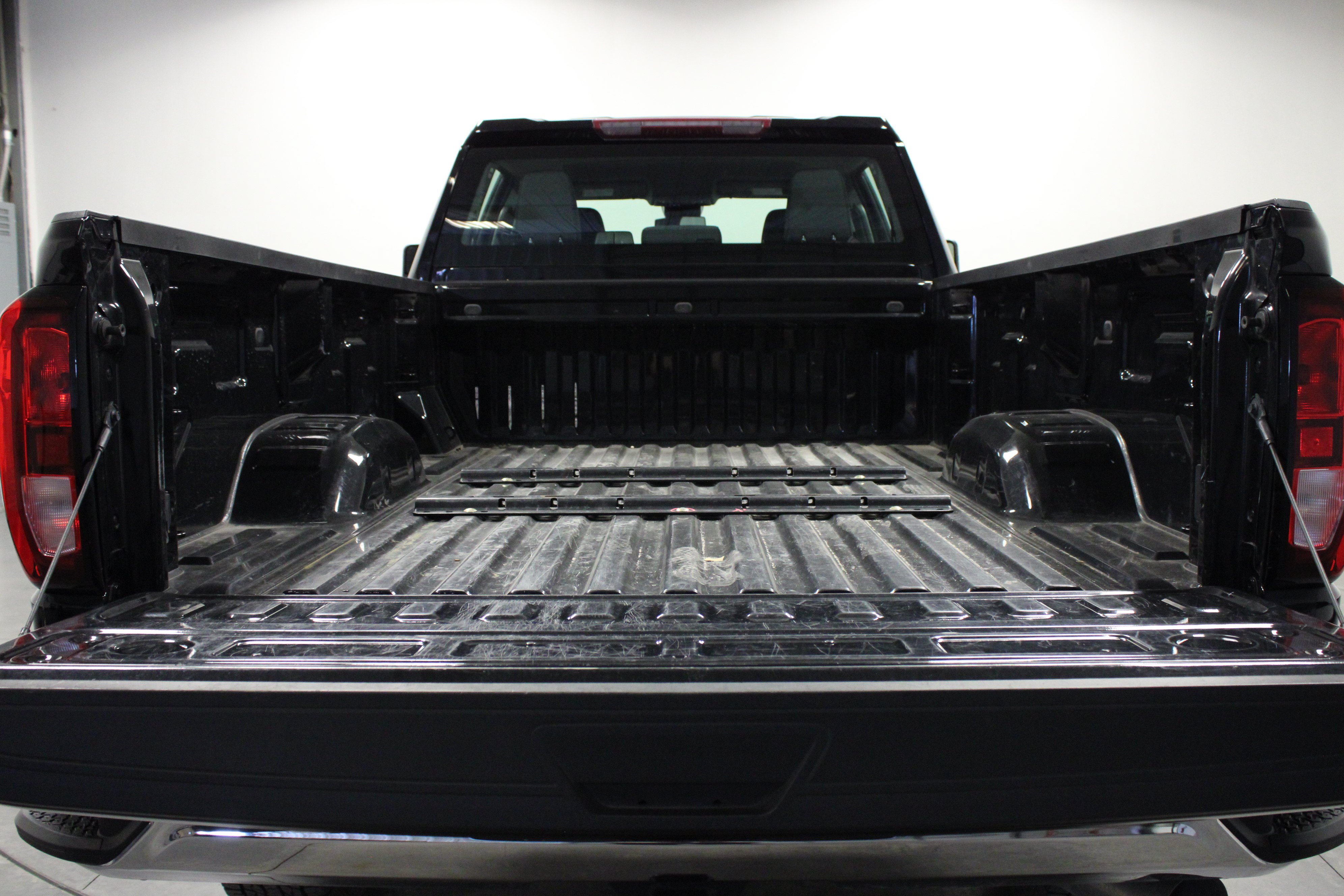 Used 2024 GMC Sierra 3500 Pro RWD image 14