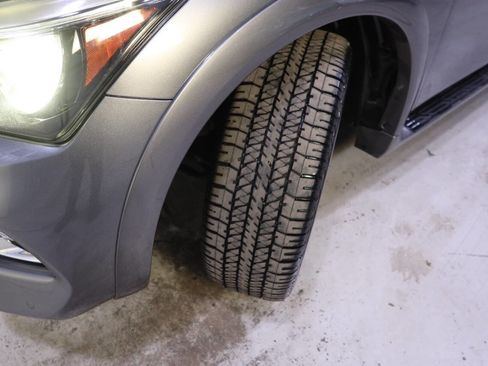 Used 2015 INFINITI QX80 Luxe w/ 22" Wheel Package image 11