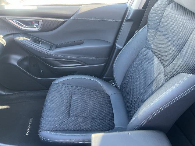 Used 2021 Subaru Forester Premium AWD/4WD image 16
