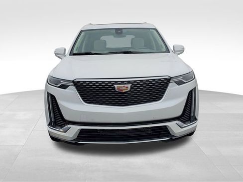 Certified 2024 Cadillac XT6 Premium Luxury image 8