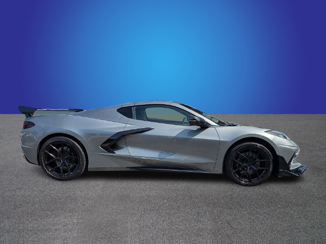 Used 2022 Chevrolet Corvette Stingray Preferred Cpe w/ Z51 Performance Package RWD image 6