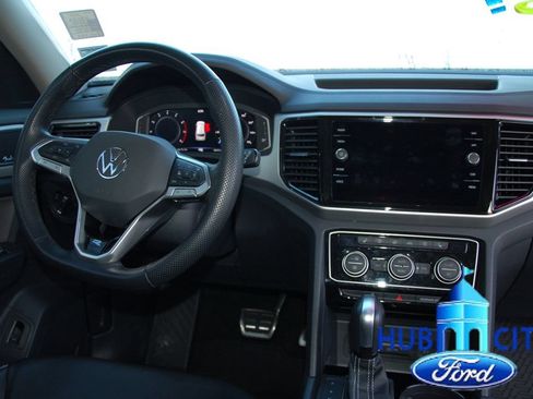 Used 2022 Volkswagen Atlas SEL Premium AWD/4WD image 19
