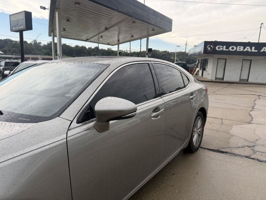 Used 2015 Lexus ES 350 w/ Premium Package FWD image 21