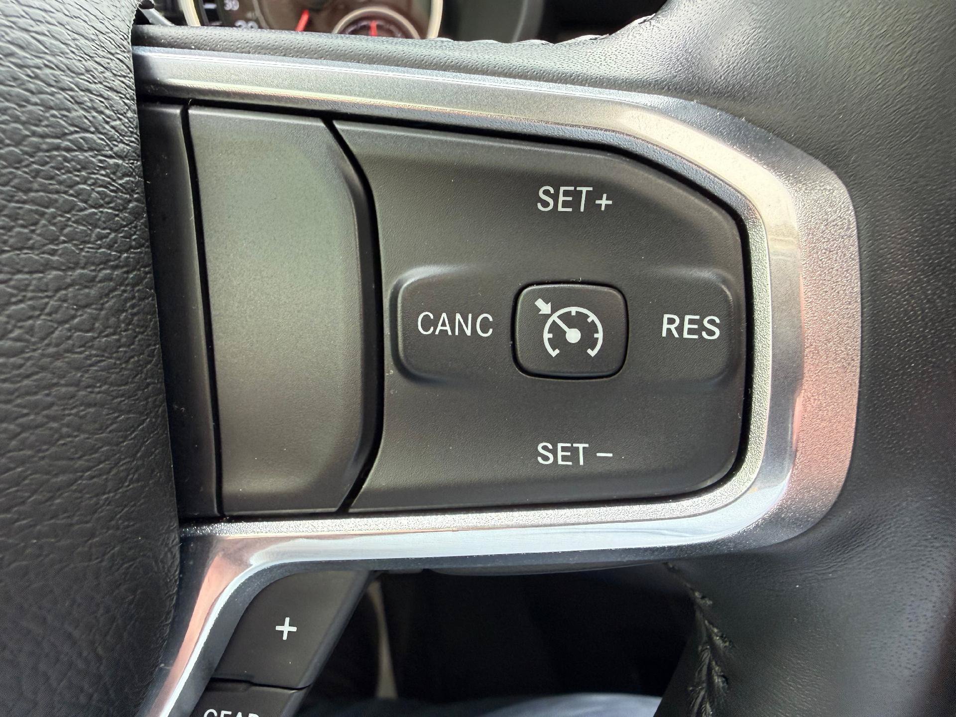Used 2021 RAM 1500 Laramie AWD/4WD image 24