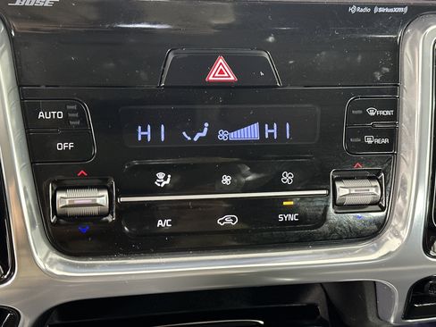 Certified 2023 Kia Sorento SX Prestige image 24