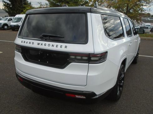 Used 2024 Jeep Grand Wagoneer L Series II w/ Quick Order Packagew 28T image 3