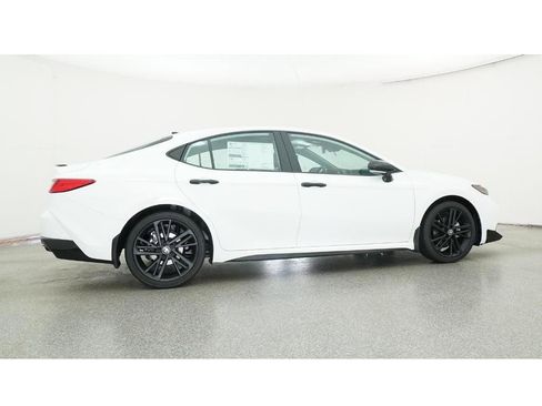 New 2026 Toyota Camry Hybrid image 26