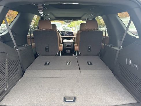 New 2026 Chevrolet Tahoe High Country w/ Sun And Tow Package image 13