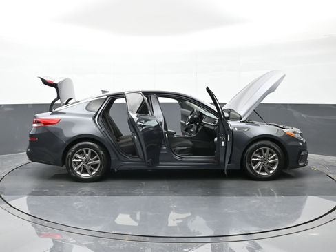 Used 2020 Kia Optima LX image 47