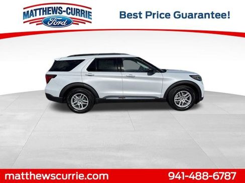 New 2025 Ford Explorer Active w/ Active Comfort Package image 3