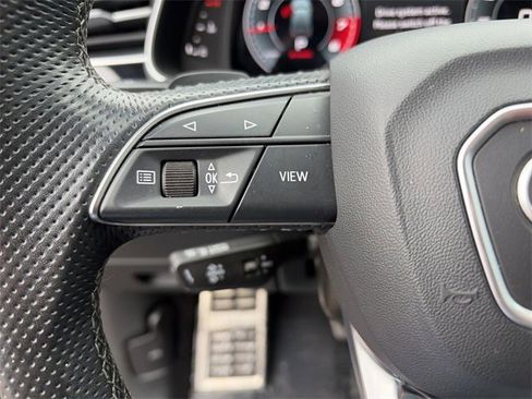 Used 2021 Audi SQ7 Premium Plus w/ Executive Package image 22