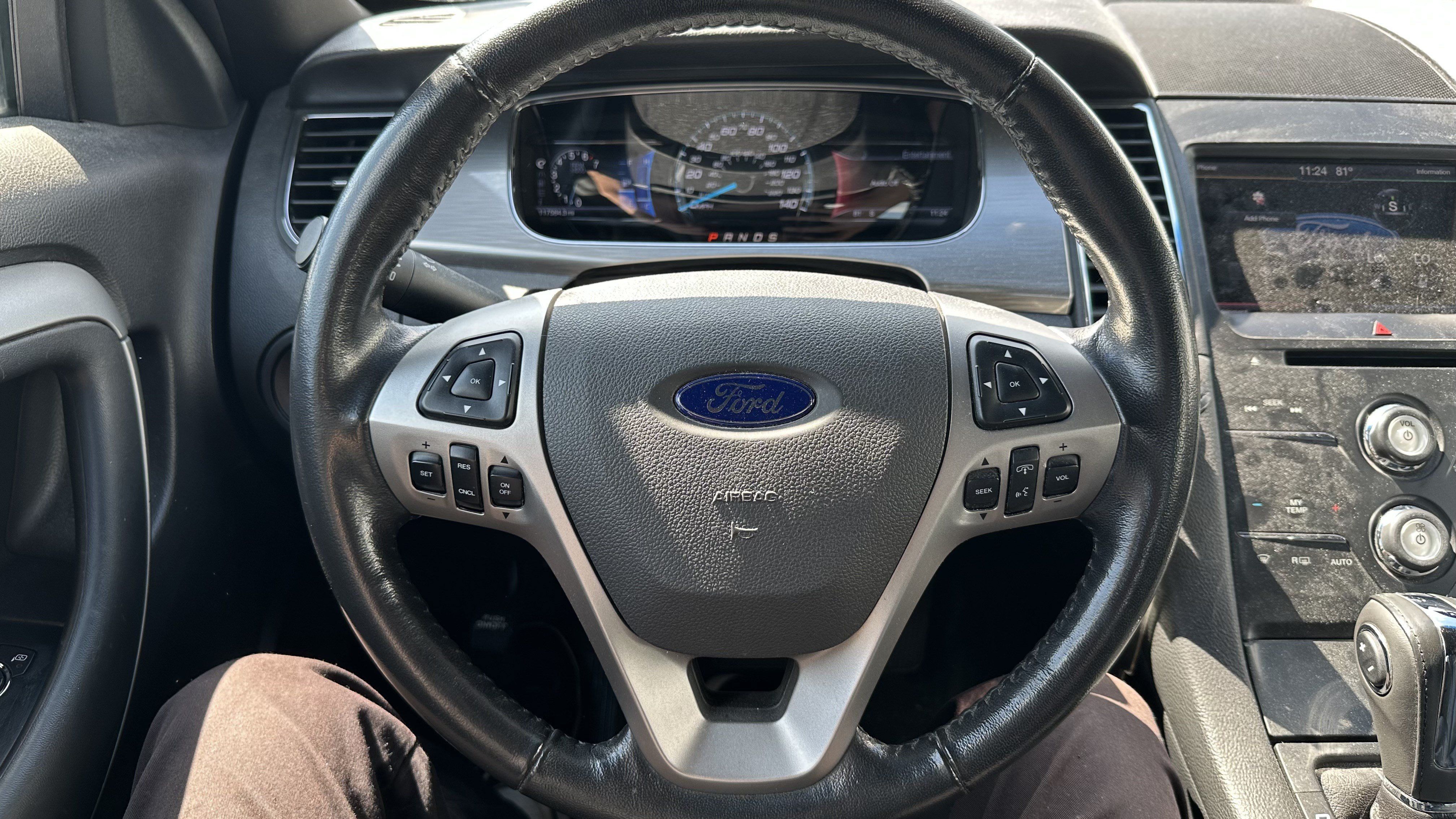 Used 2013 Ford Taurus SEL FWD image 19