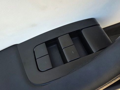 Used 2019 Tesla Model 3 Long Range image 31