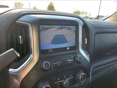 Used 2022 Chevrolet Silverado 1500 LT AWD/4WD image 18
