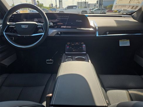 New 2026 Cadillac Vistiq Sport image 19