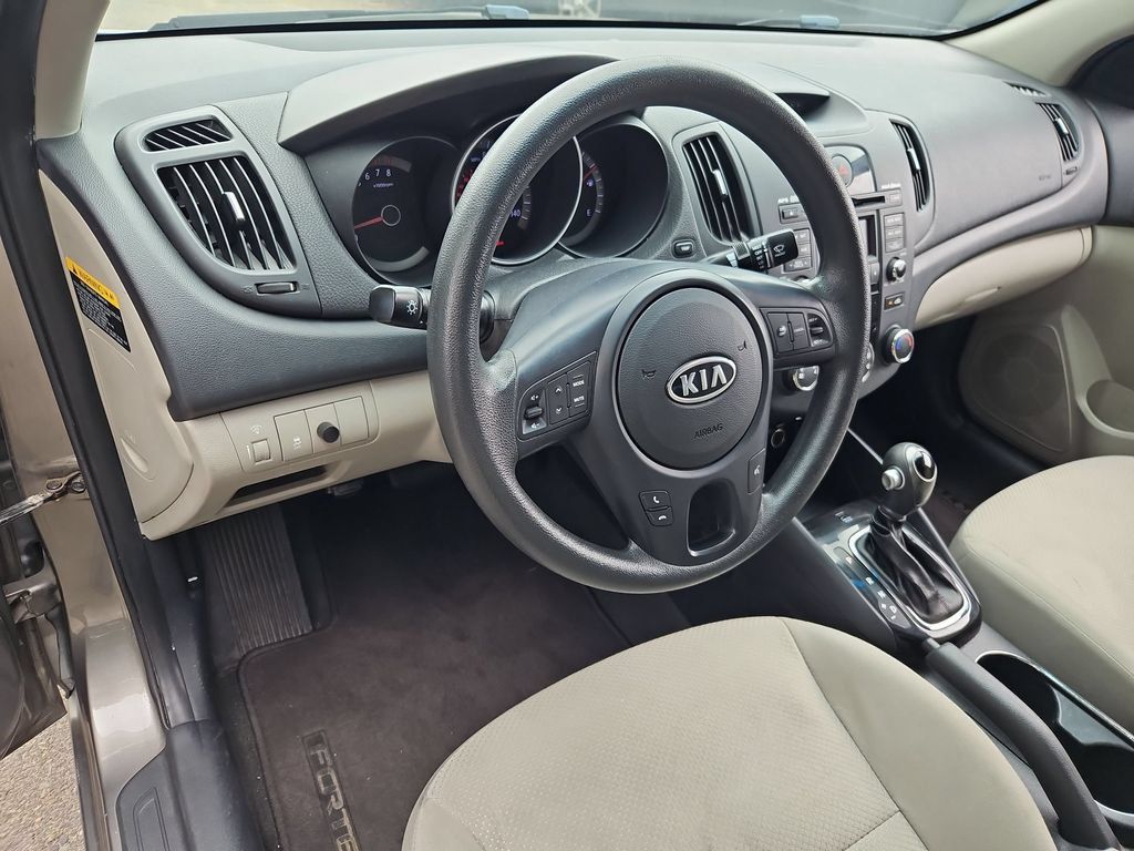 Used 2012 Kia Forte EX FWD image 13