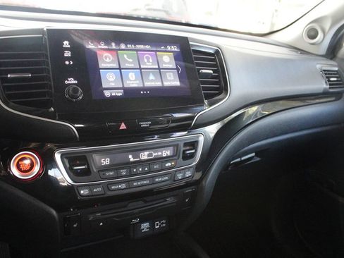 Used 2022 Honda Pilot Touring image 25