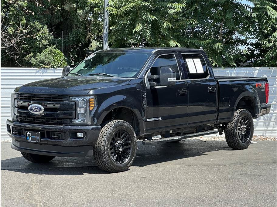 Used 2019 Ford F250 Lariat AWD/4WD image 6