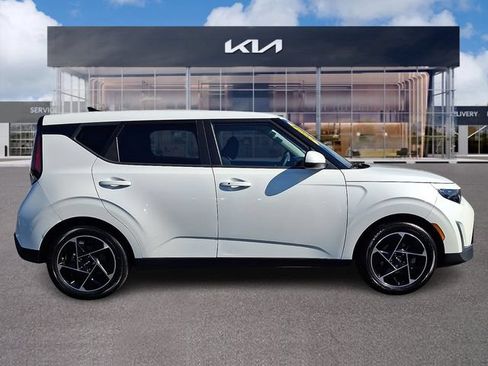 Certified 2024 Kia Soul EX FWD image 7