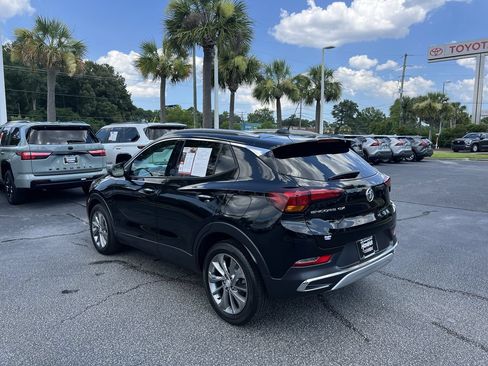 Used 2023 Buick Encore GX Essence w/ Experience Buick Package FWD image 8