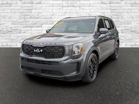 Used 2022 Kia Telluride EX w/ EX Premium Package AWD/4WD image 2