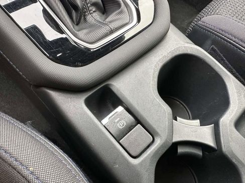 Used 2025 Subaru Forester Premium image 20