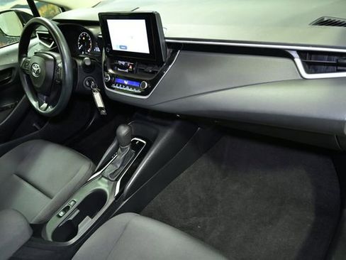 Used 2023 Toyota Corolla LE image 46