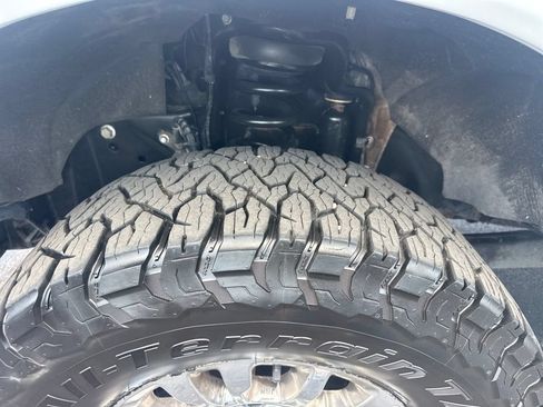 Used 2022 Ford F350 XLT w/ XLT Premium Package AWD/4WD image 16