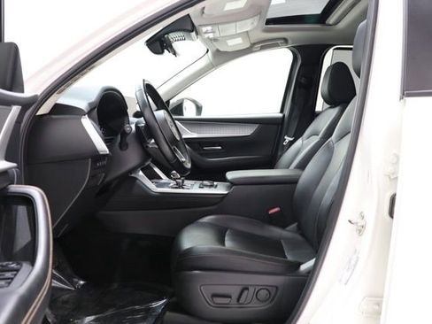 Used 2025 MAZDA CX-70 3.3 Turbo w/ Preferred Package AWD/4WD image 19