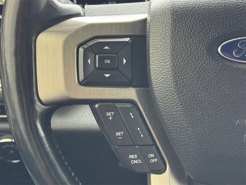 Used 2017 Ford F250 Platinum w/ Platinum Ultimate Package image 21