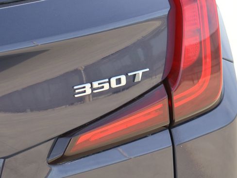 Used 2025 Cadillac XT4 Premium Luxury FWD image 8