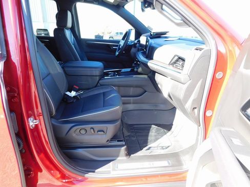 New 2025 Chevrolet Tahoe Premier image 18