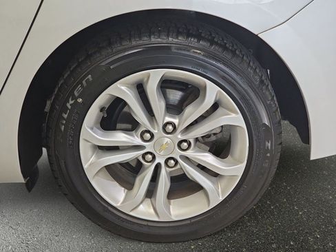 Used 2019 Chevrolet Cruze LT w/ LT Fleet Convenience Package FWD image 35
