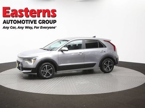 Used 2025 Kia Niro LX FWD image 56