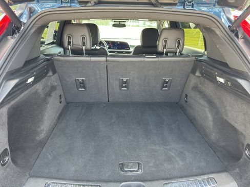 Used 2025 Cadillac XT4 Premium Luxury image 23