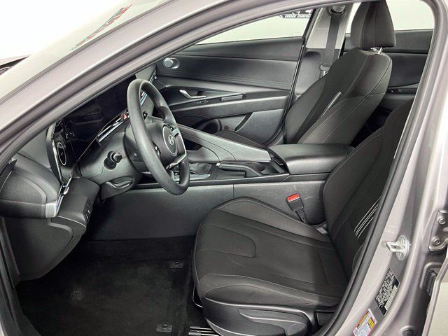 Used 2024 Hyundai Elantra SEL FWD image 23