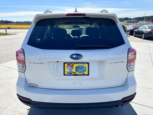 Used 2017 Subaru Forester 2.5i Premium w/ All-Weather Package image 5