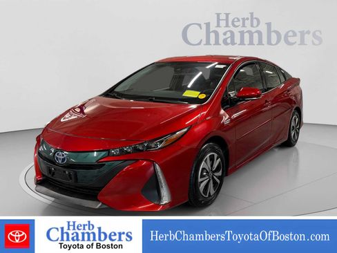 Used 2017 Toyota Prius Prime Premium FWD image 10
