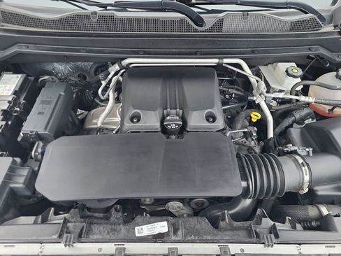 Used 2023 Chevrolet Colorado LT image 32