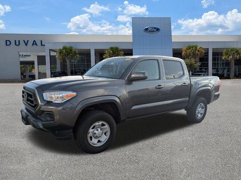 Used 2022 Toyota Tacoma SR AWD/4WD image 8