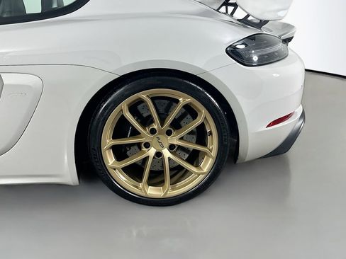 Certified 2023 Porsche 718 Cayman GT4 image 28