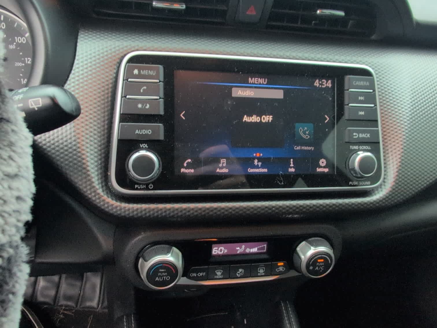 Used 2020 Nissan Kicks SV FWD image 13